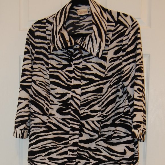 ZENERGY by CHICO Zebra Print Zipper Jacket With High Neck Size 1-Small Size 6-8 - Picture 2 of 11